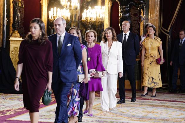 The King and Queen, the Princess of Asturias and the Infanta Sofia preside over a reception at the Royal Palace for the National Day of the National Holiday King Felipe and Queen Letizia, Princess Leonor and Infanta Sofia during the reception on the occasion of the National Holiday, at the Royal Palace, on October 12, 2025, in Madrid Spain The event is presided over by the King and Queen, the Princess of Asturias and the Infanta Sofia after the solemn act of homage to the National Flag and the military parade that has been held in the Plaza de Cánovas del Castillo The commemoration of the National Holiday aims to solemnly remember moments of collective history that are part of the common historical, cultural and social heritage, assumed as Copyright: xA.xPÃ rezxMecax 7022873