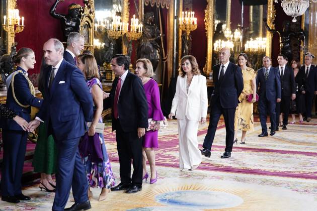 The King and Queen, the Princess of Asturias and the Infanta Sofia preside over a reception at the Royal Palace for the National Day of the National Holiday King Felipe and Queen Letizia, Princess Leonor and Infanta Sofia during the reception on the occasion of the National Holiday, at the Royal Palace, on October 12, 2025, in Madrid Spain The event is presided over by the King and Queen, the Princess of Asturias and the Infanta Sofia after the solemn act of homage to the National Flag and the military parade that has been held in the Plaza de Cánovas del Castillo The commemoration of the National Holiday aims to solemnly remember moments of collective history that are part of the common historical, cultural and social heritage, assumed as Copyright: xA.xPÃ rezxMecax 7022875