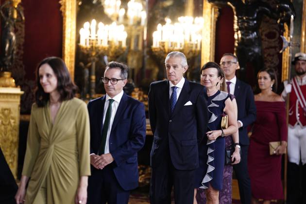 The King and Queen, the Princess of Asturias and the Infanta Sofia preside over a reception at the Royal Palace for the National Day of the National Holiday King Felipe and Queen Letizia, Princess Leonor and Infanta Sofia during the reception on the occasion of the National Holiday, at the Royal Palace, on October 12, 2025, in Madrid Spain The event is presided over by the King and Queen, the Princess of Asturias and the Infanta Sofia after the solemn act of homage to the National Flag and the military parade that has been held in the Plaza de Cánovas del Castillo The commemoration of the National Holiday aims to solemnly remember moments of collective history that are part of the common historical, cultural and social heritage, assumed as Copyright: xA.xPÃ rezxMecax 7022888