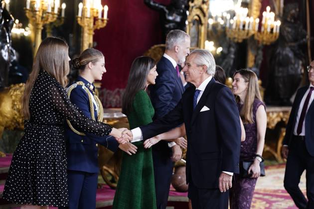 The King and Queen, the Princess of Asturias and the Infanta Sofia preside over a reception at the Royal Palace for the National Day of the National Holiday King Felipe and Queen Letizia, Princess Leonor and Infanta Sofia during the reception on the occasion of the National Holiday, at the Royal Palace, on October 12, 2025, in Madrid Spain The event is presided over by the King and Queen, the Princess of Asturias and the Infanta Sofia after the solemn act of homage to the National Flag and the military parade that has been held in the Plaza de Cánovas del Castillo The commemoration of the National Holiday aims to solemnly remember moments of collective history that are part of the common historical, cultural and social heritage, assumed as Copyright: xA.xPÃ rezxMecax 7022892