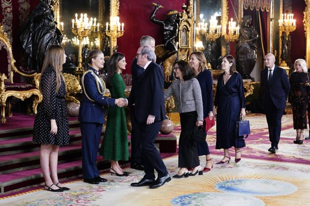 The King and Queen, the Princess of Asturias and the Infanta Sofia preside over a reception at the Royal Palace for the National Day of the National Holiday King Felipe and Queen Letizia, Princess Leonor and the Infanta Sofia during the reception on the occasion of the National Holiday, at the Royal Palace, on October 12, 2025, in Madrid Spain The event is presided over by the King and Queen, the Princess of Asturias and the Infanta Sofia after the solemn act of homage to the National Flag and the military parade that has been held in the Plaza de Cánovas del Castillo The commemoration of the National Holiday aims to solemnly remember moments of collective history that are part of the common historical, cultural and social heritage, assume Copyright: xA.xPÃ rezxMecax 7023077