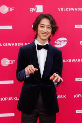 Award - Deutscher Filmpreis 2024 Hayato Sumino beim Opus Klassik 2025 im Konzerthaus am Gendarmenmarkt am 12.10.2025 in Berlin. Copyright: xEventpressxKochanx