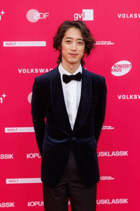Award - Deutscher Filmpreis 2024 Hayato Sumino beim Opus Klassik 2025 im Konzerthaus am Gendarmenmarkt am 12.10.2025 in Berlin. Copyright: xEventpressxKochanx