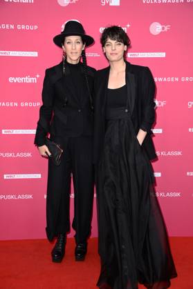 Esther Perbandt und Emily D™Angelo bei der Verleihung des Opus Klassik 2025 im Konzerthaus am Gendarmenmarkt. Berlin, 12.10.2025