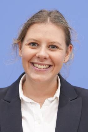 Bundespressekonferenz, Jahresbericht 2024 des Petitionsausschusses Daniela Rump (Obfrau der SPD) im Portrait bei der Vorstellung des Jahresberichts 2024 des Petitionsausschusses in der Bundespressekonferenz, Berlin, 15.10.2025 Berlin Berlin Deutschland
