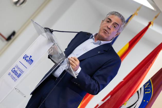 October 15, 2025, Madrid, Madrid, Spain: GREGORIO DALBON, the former Argentine president s lawyer, speaks at the Cristina Libre Conference in Madrid on the lawfare case he is taking to international forums. Madrid Spain - ZUMAl221 20251015_zip_l221_029 Copyright: xIgnacioxLopezxIsasmendix