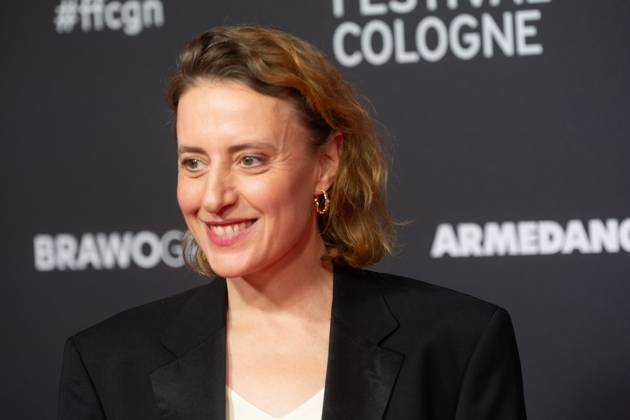 Red Carpet Before The Award Ceremony For Cologne Film Festival 2025 Maren Eggert, a German actress and a prize winner for the international actor award, poses for pictures during the red carpet before the award ceremony of the Cologne Film Festival 2025 at Film Palast in Cologne, Germany, on October 26, 2025. cologne Germany  Copyright: xYingxTangx originalFilename: tang-notitle251016_npucv.jpg