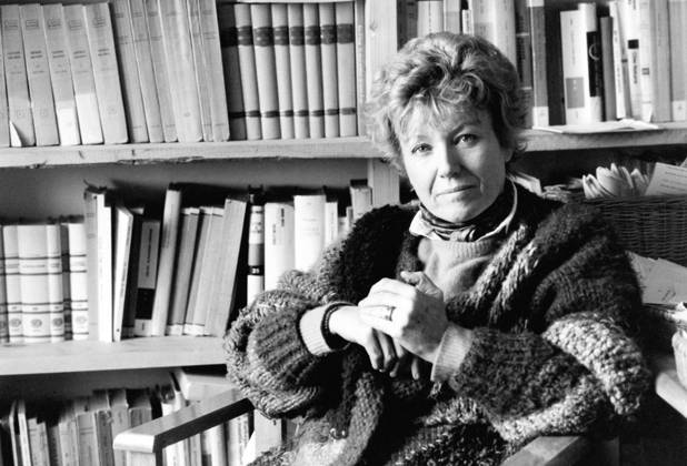 MARAINI Dacia - Date: 19841001 Paola AGOSTI Opale.photo RECORD DATE NOT STATED