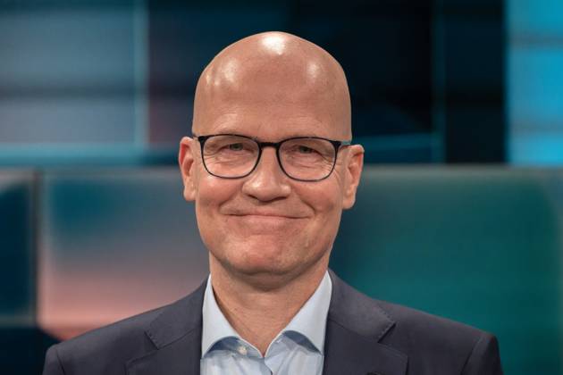hart aber fair aus Köln am 20. Oktober 2025. Im Bild der CDU-Bundestagsabgeordnete Ralph Brinkhaus. Die Preise für Lebensmittel und Dienstleistungen sind in den vergangenen Jahren massiv angestiegen. Im Verbund mit dem exorbitanten Anstieg der Mietpreise stellt das für die Gering- und Mittelverdienenden Menschen ein existentielles Problem dar. Was kann die Politik dagegen tun? Köln Nordrhein-Westfalen Deutschland