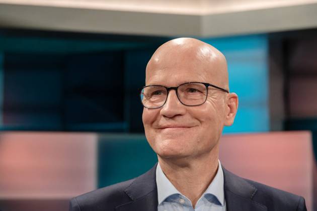 hart aber fair aus Köln am 20. Oktober 2025. Im Bild der CDU-Bundestagsabgeordnete Ralph Brinkhaus. Die Preise für Lebensmittel und Dienstleistungen sind in den vergangenen Jahren massiv angestiegen. Im Verbund mit dem exorbitanten Anstieg der Mietpreise stellt das für die Gering- und Mittelverdienenden Menschen ein existentielles Problem dar. Was kann die Politik dagegen tun? Köln Nordrhein-Westfalen Deutschland