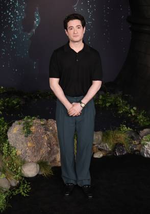 Los Angeles Premiere Of HBO Original Series IT: Welcome To Derry 20 October 2025 . Los Angeles, California - Jason Fuchs At Los Angeles Premiere Of HBO Original Series IT: Welcome To Derry held at Warner Brothers Studios in Los Angeles., Credit:Sadou Faye Avalon United States, CA, Los Angeles, Warner Brothers Studios Copyright: xSadouxFayex xAvalonx 1047113879