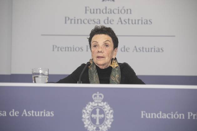 Press conference with Graciela Iturbide, Princess of Asturias Award for the Arts Photographer and Princess of Asturias Award for the Arts, Graciela Iturbide, during a press conference, at the Hotel Eurostars de La Reconquista, on October 21, 2025, in Oviedo, Asturias Spain 21 OCTOBER 2025 Oviedo, Asturias Oviedo, Asturias Spain Copyright: xJorgexPeteirox 7044660