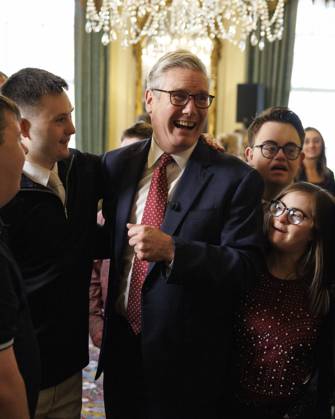 Prime Minister Keir Starmer hosts Pride of Britain Reception 21 10 2025. London, United Kingdom. Prime Minister Keir Starmer speaks with members of the Ups and Downs theatre group as he hosts a reception for award winners and families from the Pride of Britain in 10 Downing Street., Credit:Simon Dawson Avalon United Kingdom, Greater London, London, 10 Downing Street  Copyright: xSimonxDawsonx xAvalonx 1047185404
