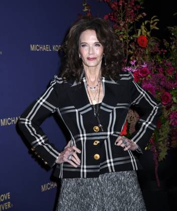 October 20, 2025, New York, Ny, United States: Lynda Carter attends God s Love We Deliver 2025 Golden Heart Awards Celebration. Held at Cathedral Church of St. John the Divine in New York. Zuma Press October 20, 2025. New York United States - ZUMAp281 20251020_zea_p281_159 Copyright: xPhotoxImagexPressx