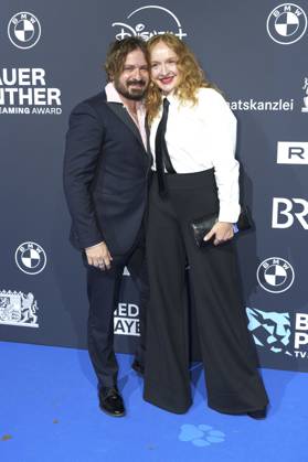 Daniel Christensen und Brigitte Hobmeier bei der Verleihung vom Blauer Panther - TV & Streaming Award 2025 in der BMW Welt. München, 22.10.2025