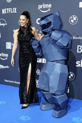 Esther Sedlaczek bei der Verleihung vom Blauer Panther - TV & Streaming Award 2025 in der BMW Welt. München, 22.10.2025