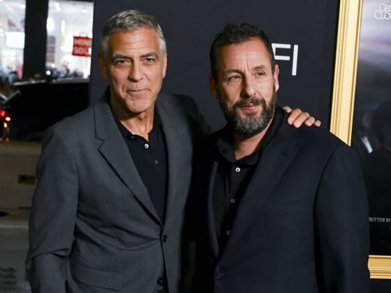 October 23, 2025, Hollywood, California, USA: American actor, filmmaker, activist, and humanitarian GEORGE CLOONEY and American actor and comedian ADAM SANDLER attend AFI FEST Presented By Red Carpet Premiere of Jay Kelly Hollywood USA - ZUMAb173 20251023_aap_b173_001 Copyright: xBillyxBennightx