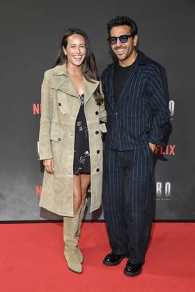 abb Haftbefehl- Jessica Riso und Elyas M Barek Ehepaar zu Gast auf dem roten Teppich des Special Screening Event dem Netflix Doku Highlight Babo Die Haftbefehl Story in der Astor Film Lounge am 24.10.2025in Berlin Berlin Deutschland