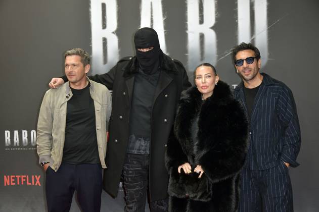 Paco-Luca Nitsche, Aykut Anhan aka Haftbefehl, Nina Anhan und Elyas M Barek beim Special Screening des Netflix Dokumentarfilms Babo - Die Haftbefehl-Story in der Astor Film Lounge. Berlin, 24.10.2025