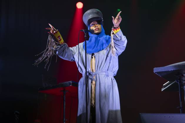 Erykah Badu performs at Manchester Apollo Erykah Badu performs at Manchester Apollo, Manchester, England, 26th October 2025, Credit:Mike Gray Avalon  Copyright: xMikexGrayx xAvalonx 1048437528