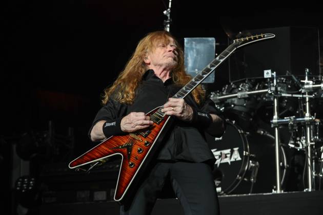 Entertainment Themen der Woche KW43 Entertainment Bilder des Tages Megadeth performing live at the O2 Arena london united knigdom 26th October 2025 Dave Mustaine of Megadeth performing live at the O2 Arena london united knigdom 26th October 2025 Supporting Disturbed on their The Sickness 25th Anniversary Tour, Credit:Ray Hill Avalon  Copyright: xRayxHillx xAvalonx 1048418792