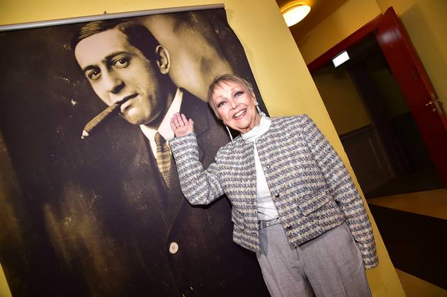 68. Preisverleihung Ernst-Lubitsch-Preis Barbara Schöne Ankuft, roter Teppich zur 68. Preisverleihung Ernst-Lubitsch-Preis im kino Babylon Berlin am 29.10.2025