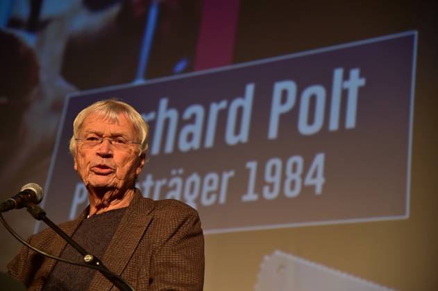 68. Preisverleihung Ernst-Lubitsch-Preis Gerhard Polt, Preisträger 1984 Ankunft, roter Teppich zur 68. Preisverleihung Ernst-Lubitsch-Preis im kino Babylon Berlin am 29.10.2025