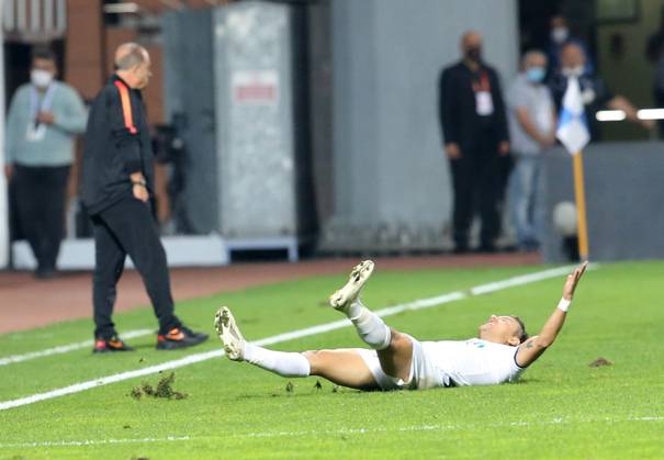 Kasimpasa v Galatasaray - Turkish Super Lig ISTANBUL, TURKEY - OCTOBER 4: Yusuf Erdogan (11) of Kasimpasa celebrates after scoring a goal during the Turkish Super Lig match between Kasimpasa and Galatasaray, at Recep Tayyip Erdogan Stadium on October 4, 2020 in Istanbul, Turkey. Istanbul Turkey. Editorial use only. Please get in touch for any other usage. Copyright: x2025xAnadoluxElifxÖztürkx