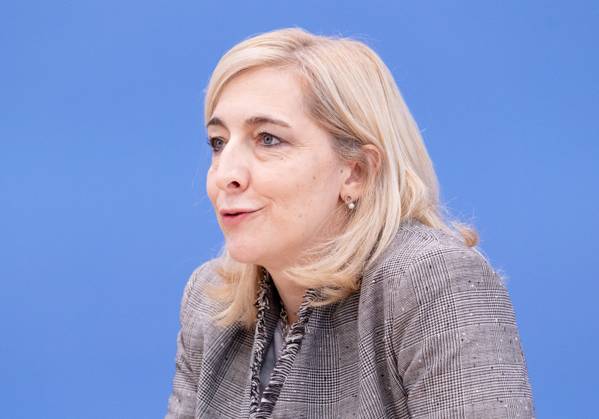 Nina Warken (CDU), Bundesministerin fuer Gesundheit, in der Bundespressekonferenz Berlin, 09.10.2025. Berlin Deutschland Copyright: xKiraxGraapx