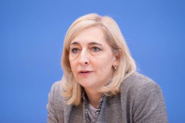 Nina Warken (CDU), Bundesministerin fuer Gesundheit, in der Bundespressekonferenz Berlin, 09.10.2025. Berlin Deutschland Copyright: xKiraxGraapx