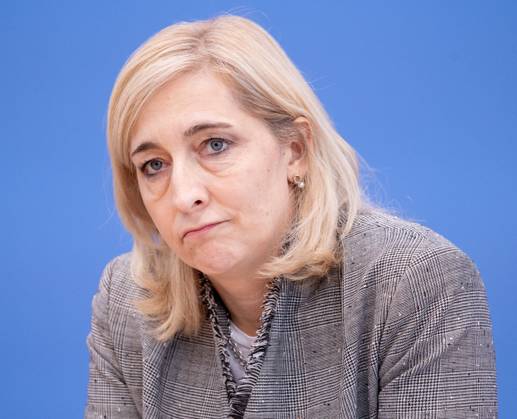Nina Warken (CDU), Bundesministerin fuer Gesundheit, in der Bundespressekonferenz Berlin, 09.10.2025. Berlin Deutschland Copyright: xKiraxGraapx