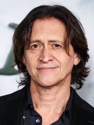Los Angeles Premiere Of Netflix s Train Dreams HOLLYWOOD, LOS ANGELES, CALIFORNIA, USA - NOVEMBER 03: American film and television actor Clifton Collins Jr. arrives at the Los Angeles Premiere Of Netflix s Train Dreams held at The Egyptian Theatre Hollywood on November 3, 2025 in Hollywood, Los Angeles, California, United States., Credit:Xavier Collin Avalon United States, California, Hollywood, The Egyptian Theatre Hollywood Copyright: xXavierxCollinx xAvalonx 1050278692