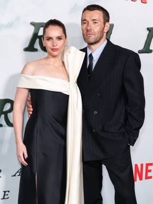 Los Angeles Premiere Of Netflix s Train Dreams HOLLYWOOD, LOS ANGELES, CALIFORNIA, USA - NOVEMBER 03: English actress Felicity Jones and Australian actor, writer, director, and producer Joel Edgerton arrive at the Los Angeles Premiere Of Netflix s Train Dreams held at The Egyptian Theatre Hollywood on November 3, 2025 in Hollywood, Los Angeles, California, United States., Credit:Xavier Collin Avalon United States, California, Hollywood, The Egyptian Theatre Hollywood Copyright: xXavierxCollinx xAvalonx 1050279211