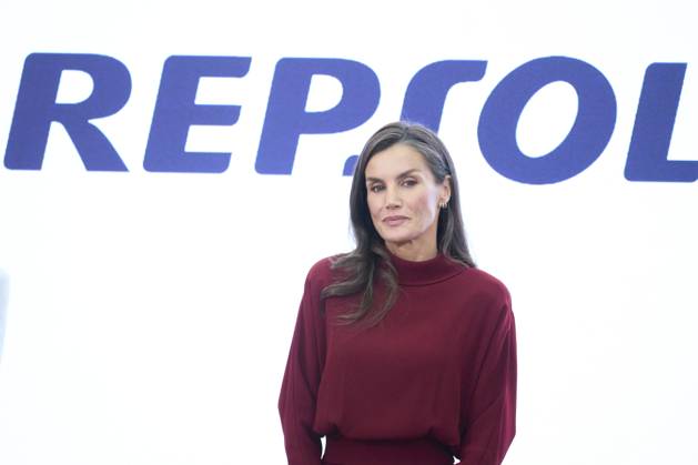 06-11-2025 Madrid Queen Letizia attended the national innovation and design awards 2024 and 2025 at the El Pardo palace in Madrid. No Spain Â  Copyright: xPPEx