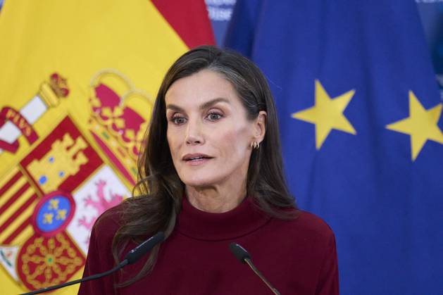 06-11-2025 Madrid Queen Letizia attended the national innovation and design awards 2024 and 2025 at the El Pardo palace in Madrid. No Spain Â  Copyright: xPPEx