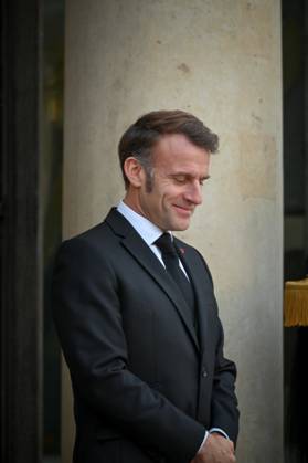 French president Emmanuel Macron welcomes Mahmoud Abbas at Elysee Palace 450581 2025 11 11 Copyright: xBarbaraxNeymanx xStarfacex STAR_450581_022