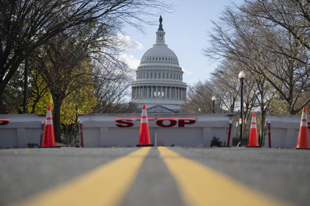 News Bilder des Tages The longest-ever US government shutdown WASHINGTON DC, UNITED STATES - NOVEMBER 11: The United States Capitol building is seen in Washington D.C., United States, on November 11, 2025. The US Senate passed legislation Monday to end the longest-ever government shutdown and sent it to the House of Representatives for final approval, which is now in its 42nd day. Celal Gunes Anadolu Washington United States. Editorial use only. Please get in touch for any other usage.  Copyright: x2025xAnadoluxCelalxGunesx