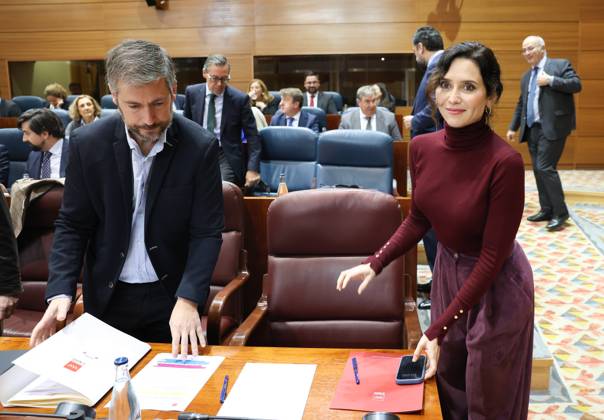 The President of the Community of Madrid, Isabel Díaz Ayuso, and the Minister of the Presidency of the Community of Madrid, Miguel Ángel García, during a plenary session in the Assembly of Madrid, on November 13, 2025, in Madrid Espana The state of public health in the Community of Madrid after the incidences detected in cancer screenings, housing or transport will be the main topics of the plenary session in the Assembly of Madrid In addition, in the control session, the ministers of the Government of Madrid will have to report on the progress of the Plan Against Drugs, public procurement, vocational training places, educational home care, the support for women being provided by the regional government or the figures for reading in the re Copyright: xMartaxFernandezx 7098068