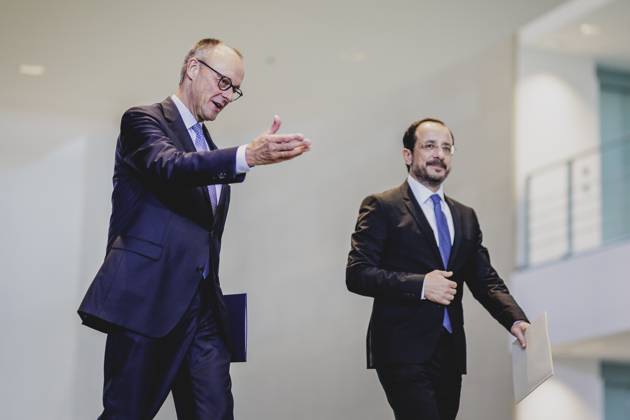 (L-R) Friedrich Merz (CDU), Bundeskanzler, und Nikos Christodoulides, Praesident von Zypern, aufgenommen im Rahmen einer Pressekonferenz in Berlin, 14.11.2025. Berlin Deutschland Copyright: xFlorianxGaertnerx