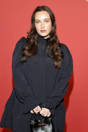 abb GlamourWomen- Dilara Aylin Ziem zu Gast auf dem roten Teppich bei den 3. GLAMOUR WOMEN OF THE YEAR AWARD im The Ritz Carlton Hotel Berlin am 14.11.2025 in Berlin Berlin Deutschland