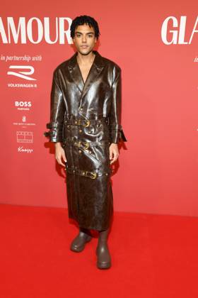 abb GlamourWomen- Lamin Leroy Gibba zu Gast auf dem roten Teppich bei den 3. GLAMOUR WOMEN OF THE YEAR AWARD im The Ritz Carlton Hotel Berlin am 14.11.2025 in Berlin Berlin Deutschland