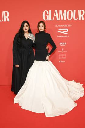 abb GlamourWomen- Sarah Mardini und Yusra Mardini zu Gast auf dem roten Teppich bei den 3. GLAMOUR WOMEN OF THE YEAR AWARD im The Ritz Carlton Hotel Berlin am 14.11.2025 in Berlin Berlin Deutschland