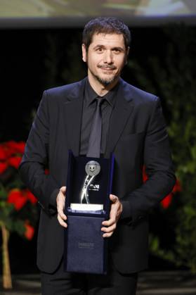 22nd Monte Carlo Film Festival - Awards Gala Night Gabriele Mainetti receive the Career Award during the awards gala night held at Grimaldi Forum during 22nd Monte Carlo Film Festival on November 15, 2025 in Monte Carlo, Monaco. Photo Marco Piovanotto ABACAPRESS.COM Monte Carlo Monaco  Copyright: xPiovanottoxMarco ABACAx