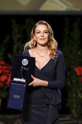 22nd Monte Carlo Film Festival - Awards Gala Night Claudia Gerini receives the Career Award during the awards gala night held at Grimaldi Forum during 22nd Monte Carlo Film Festival on November 15, 2025 in Monte Carlo, Monaco. Photo Marco Piovanotto ABACAPRESS.COM Monte Carlo Monaco  Copyright: xPiovanottoxMarco ABACAx