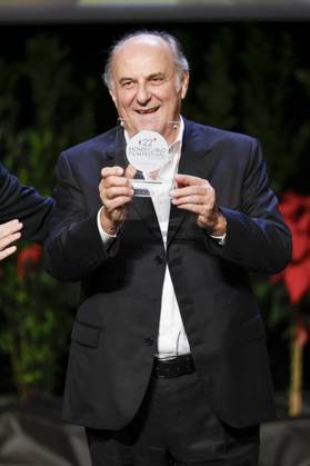 22nd Monte Carlo Film Festival - Awards Gala Night Jerry Scotti receives the Career Award during the awards gala night held at Grimaldi Forum during 22nd Monte Carlo Film Festival on November 15, 2025 in Monte Carlo, Monaco. Photo Marco Piovanotto ABACAPRESS.COM Monte Carlo Monaco  Copyright: xPiovanottoxMarco ABACAx