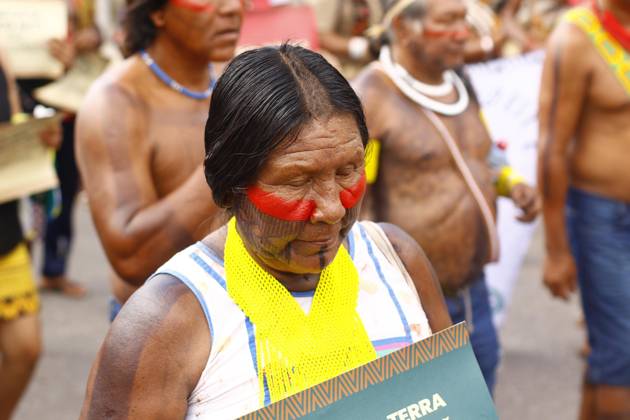 Global Indigenous March in Belem Belem (PA), 11 17 2025 - COP30 Indigenous March PA - Indigenous people and activists joined together this Monday (17) in the global indigenous climate march, which went through the streets of Belem during the programming of the 30th United Nations climate change conference of 2025 (COP 30). (Foto: Igor Mota Thenews2 imago images) Global Indigenous March in Belem  Copyright: xIgorxmotax