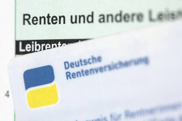 Deutsche Rentenversicherung Ein Formular für die Einkommensteuererklärung für das Finanzamt über Renten