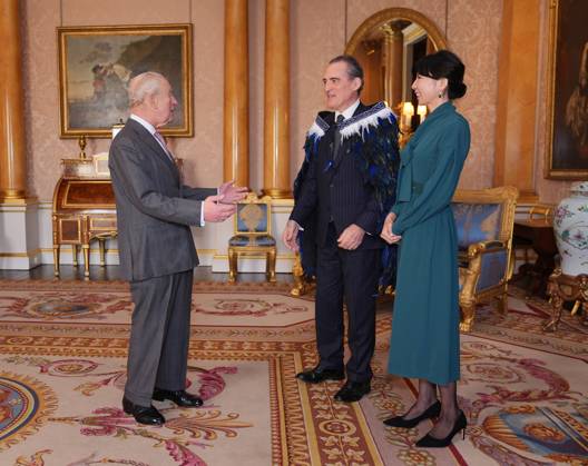 Audience at Buckingham Palace King Charles III during an audience with Hamish Cooper, High Commissioner for New Zealand, and his partner Misako Kitaoka, at Buckingham Palace, London. Picture date: Friday November 21, 2025., Credit:Avalon.red Avalon UK, London Copyright: xAvalon.redx xAvalonx 1053729604
