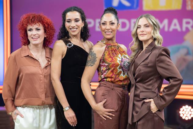die Band NO ANGELS, mit v.l. Lucy DIAKOVSKA, Nadja BENAISSA, Jessica WAHLS und Sandy MOELLING, Mölling, 30. RTL Spendenmarathon Wir helfen Kindern , Fernsehen, 20.-21.11.2025 in Huerth, Deutschland,