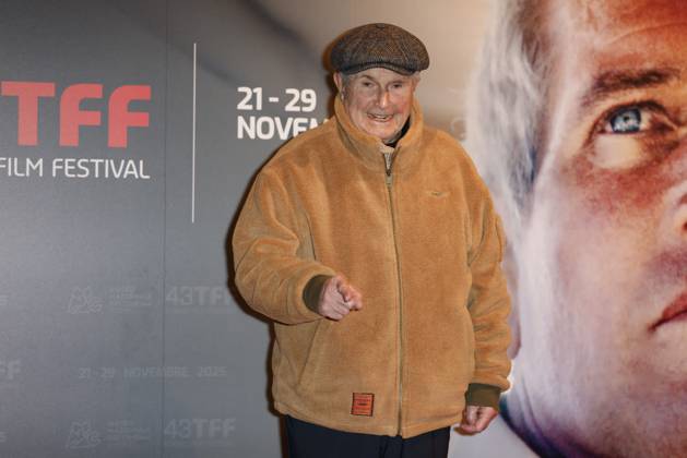 43 Turin Film Festival - Photocall TURIN, ITALY - NOVEMBER 22: Claude Lelouch poses at the photocall of Stella della Mole Award during the 43rd Torino Film Festival 2025 at Teatro Regio on November 22, 2025 in Turin, Italy. Photo Marco Piovanotto Abacapress.com  Copyright: xPiovanottoxMarco ABACAx